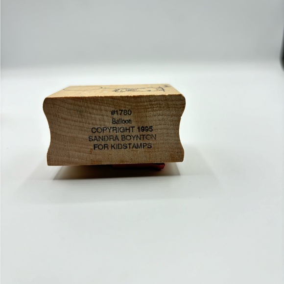 Wood Rubber Stamp Dog with Ballon vintage 1995 rare to find - Picture 4 of 4